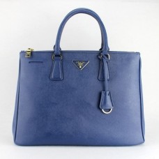 Prada 1786 draagtas met blauwe lakleer