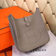 Hermes Evelyne III Togo lederen crossbody tas grijs